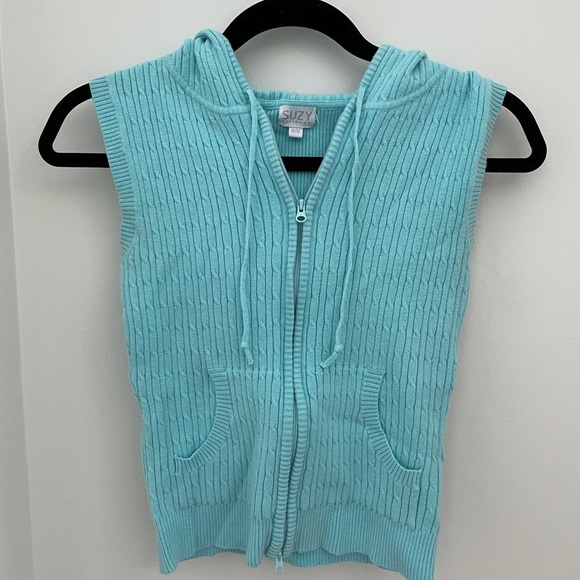 Suzy Shier knit zip up - Picture 2 of 4